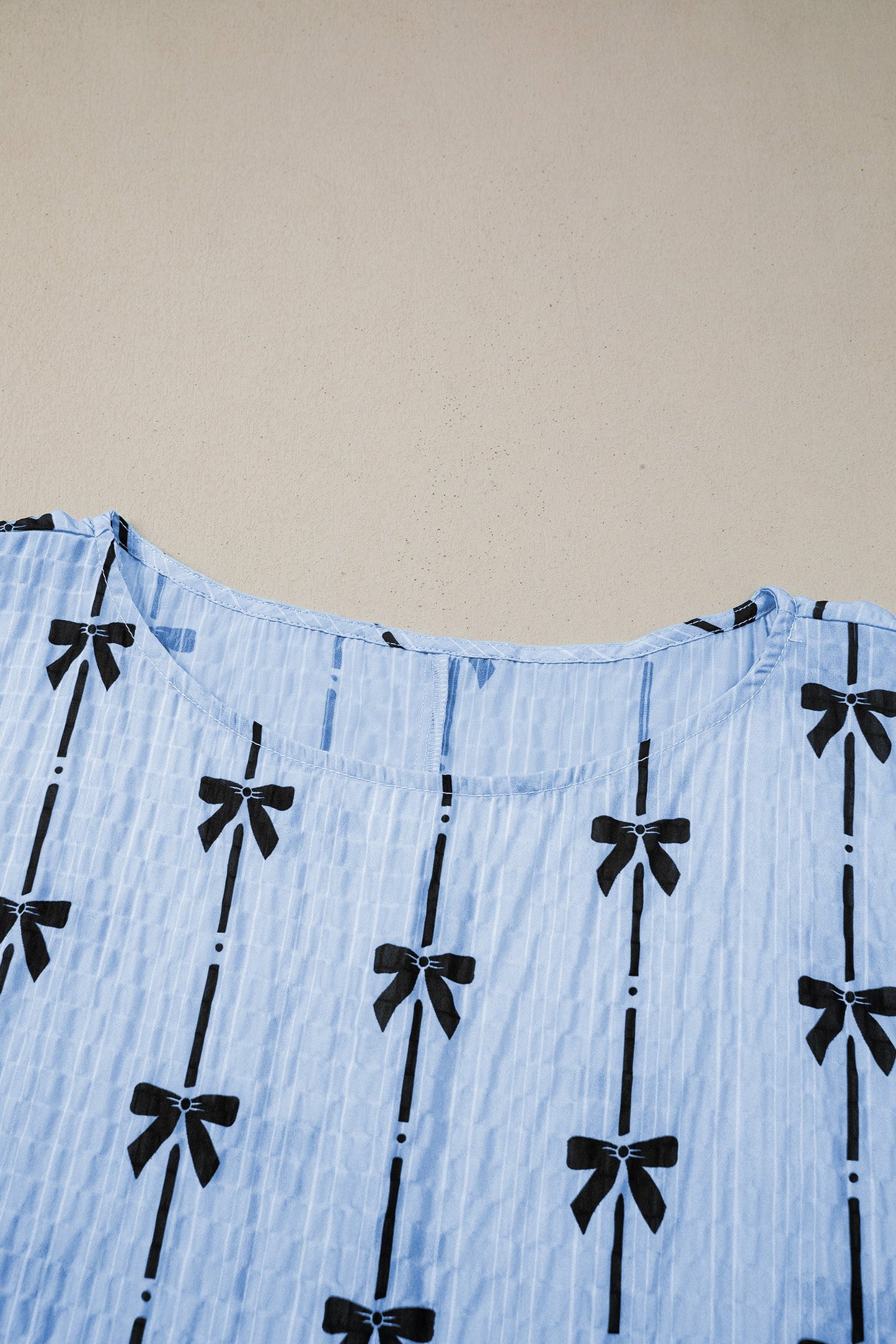 Bow Textured Short Puff Sleeve Top
